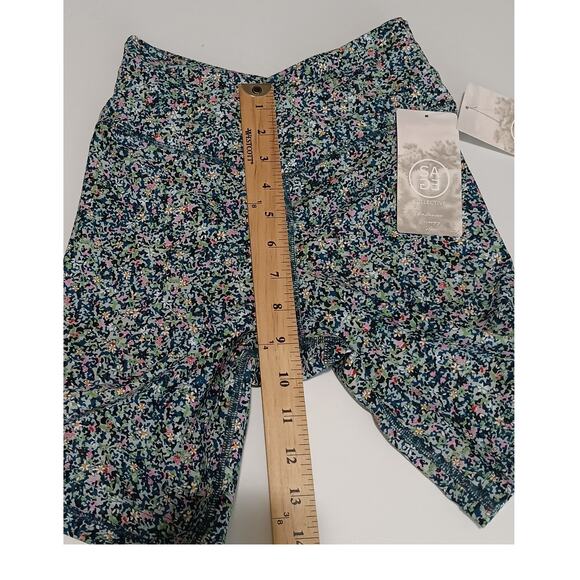 Sage Collective Set Sport Bra And Biker Short Floral Blue Static Ditsy XSmall‎ - Picture 9 of 13
